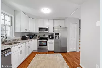 300 Twin Oaks Road, Linthicum Heights, MD 21090 - Photo 9