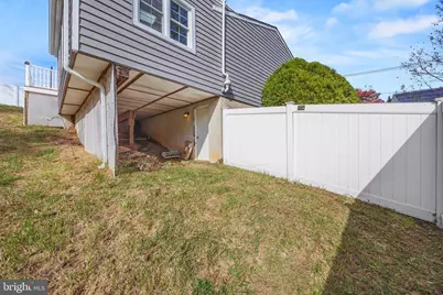 300 Twin Oaks Road, Linthicum Heights, MD 21090 - Photo 31