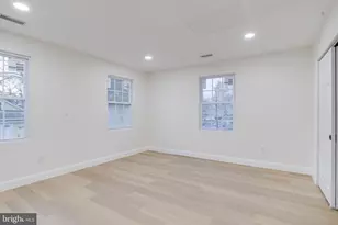 7925 East End Dr, Baltimore, MD 21226 - Photo 27