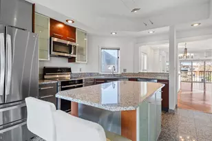 2106 Chesapeake Harbour Dr, Annapolis, MD 21403 - Photo 11