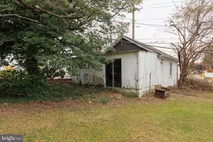 17 2nd Ave, Baltimore, MD 21225 - Photo 31