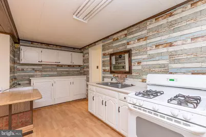 17 2nd Avenue, Baltimore, MD 21225 - Photo 7