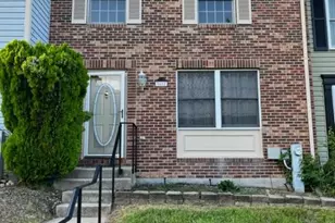 3617 Laurel View Ct Ct, Laurel, MD 20724 - Photo 1