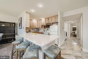 353 Gatewater Ct, Glen Burnie, MD 21060 - Photo 13