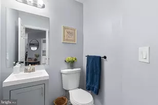 627 Tripp Creek Ct, Annapolis, MD 21401 - Photo 19