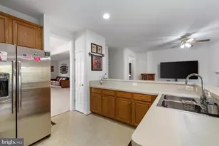 724 Darlow Dr, Annapolis, MD 21409 - Photo 11