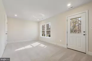 6822 Winterhill Ln, Glen Burnie, MD 21060 - Photo 39