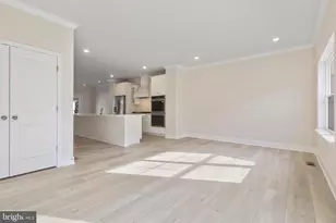 6822 Winterhill Ln, Glen Burnie, MD 21060 - Photo 23