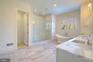 703 B Glendon Ave, Annapolis, MD 21403 - Photo 29