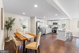 10 Cedar Hill Rd, Baltimore, MD 21225 - Photo 9