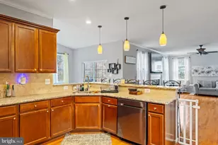 6949 Heritage Crossing, Glen Burnie, MD 21060 - Photo 11