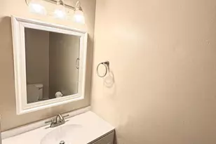 1649 Forest Hill Ct, Crofton, MD 21114 - Photo 7