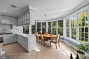 219 Wardour Dr, Annapolis, MD 21401 - Photo 15