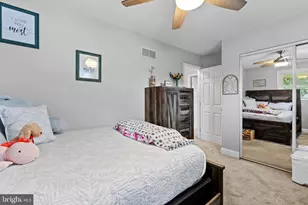 7580 Beach Dr, Pasadena, MD 21122 - Photo 19