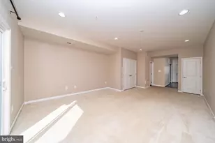 447 Willow Bend Dr, Glen Burnie, MD 21060 - Photo 9