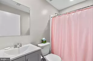 8221 Millfield Ct, Millersville, MD 21108 - Photo 7