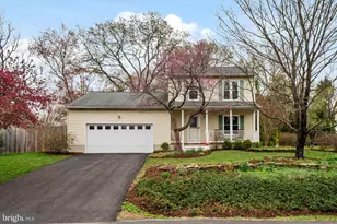 206 Armstrong Ln, Pasadena, MD 21122 - Photo 3