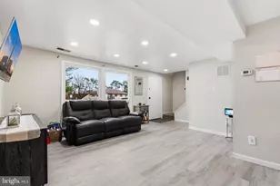 450 West Ct, Glen Burnie, MD 21061 - Photo 3