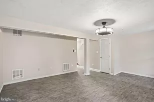 570 Quaker Ridge Ct, Arnold, MD 21012 - Photo 13