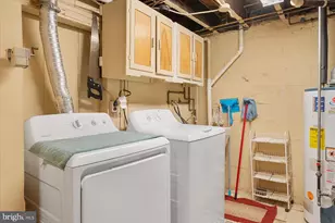 179 W Meadow Rd, Baltimore, MD 21225 - Photo 29