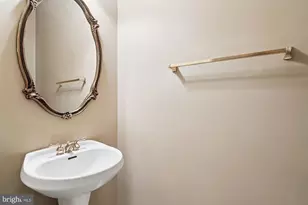 328 Colony Point Pl, Edgewater, MD 21037 - Photo 31