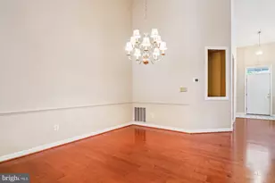 328 Colony Point Pl, Edgewater, MD 21037 - Photo 15