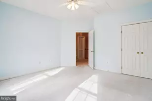 328 Colony Point Pl, Edgewater, MD 21037 - Photo 47