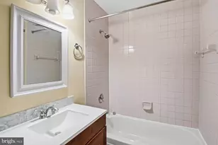 210 Spring Maiden Ct, Glen Burnie, MD 21060 - Photo 15