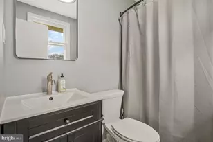 7037 Dover Ave, North Beach, MD 20714 - Photo 17