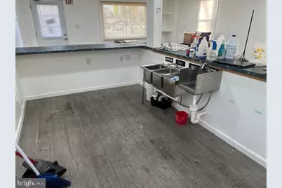 1018 Crain Highway, Glen Burnie, MD 21061 - Photo 11