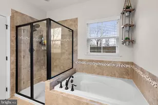 8286 Hickory Hollow Dr, Glen Burnie, MD 21060 - Photo 23