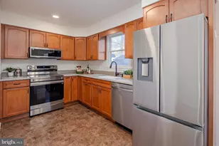 74 Stratford Dr, Severna Park, MD 21146 - Photo 11