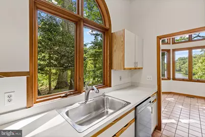 105 Wallace Manor Road, Edgewater, MD 21037 - Photo 17