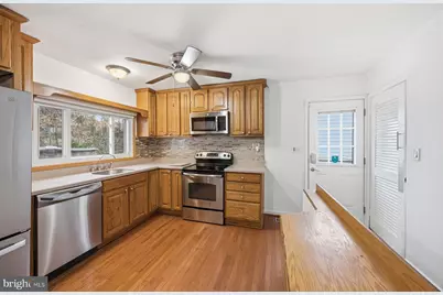 341 Dameron S, Laurel, MD 20724 - Photo 9