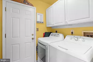 8003 Foxgreen Ct, Glen Burnie, MD 21061 - Photo 15