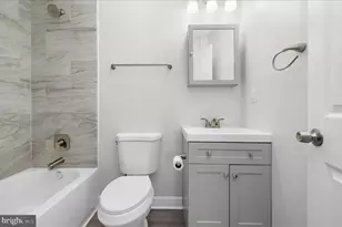 905 220th St, Pasadena, MD 21122 - Photo 13