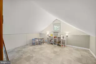 310 Townsend Ave, Baltimore, MD 21225 - Photo 17