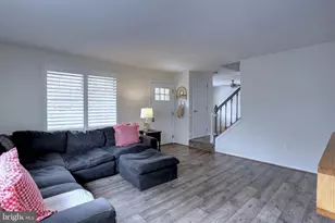 219 C St, Pasadena, MD 21122 - Photo 17