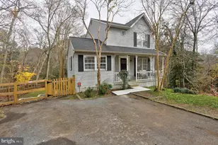 219 C St, Pasadena, MD 21122 - Photo 5