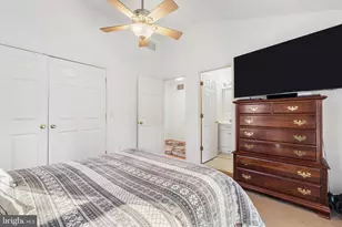 518 N Old Hammonds Ferry Rd, Linthicum Heights, MD 21090 - Photo 25