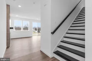 5719 Howard Dr, Glen Burnie, MD 21061 - Photo 5