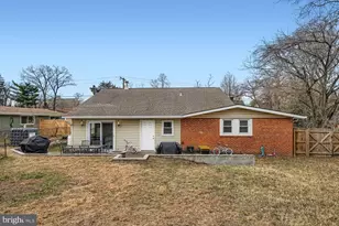 1121 Nottingham Dr, Glen Burnie, MD 21061 - Photo 23