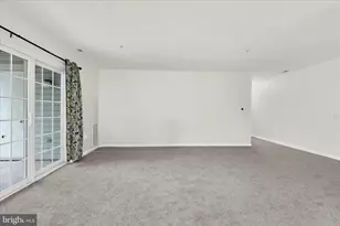 310 Blue Water Ct, Glen Burnie, MD 21060 - Photo 13