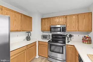 1004 Summer Hill Dr, Odenton, MD 21113 - Photo 15