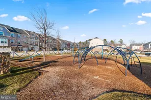 562 White Oak Dr, Glen Burnie, MD 21060 - Photo 57