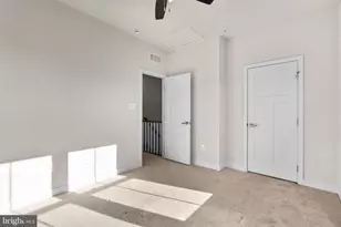 562 White Oak Dr, Glen Burnie, MD 21060 - Photo 19