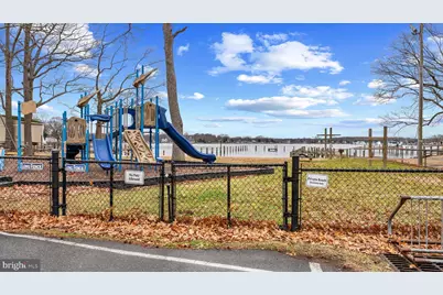 4937 Aspen Street, Shady Side, MD 20764 - Photo 7
