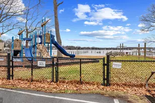 4937 Aspen St, Shady Side, MD 20764 - Photo 7