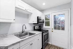 420 Rogers Ave, Glen Burnie, MD 21060 - Photo 17