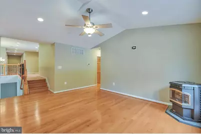 7715 Paradise Beach Road, Pasadena, MD 21122 - Photo 25